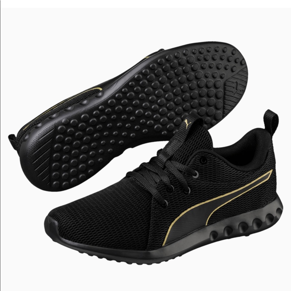 Puma Sneakers